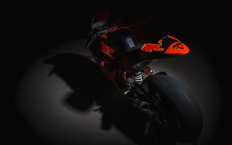 167060ktm-moto2-2017