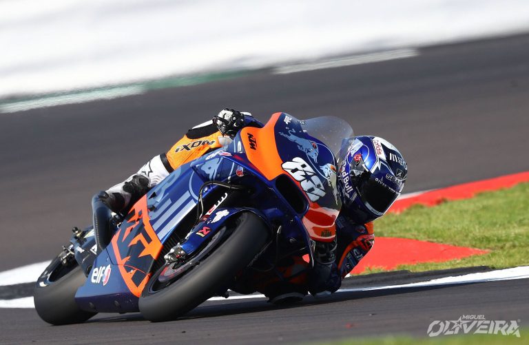 2019-mgp-oliveira-uk-silverstone-022-2