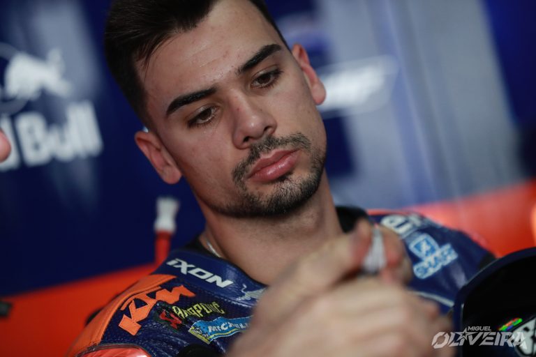 313936miguel-oliveiratech3ktm-rc16motogp-chang-international-circuit-tha2019-10-04027