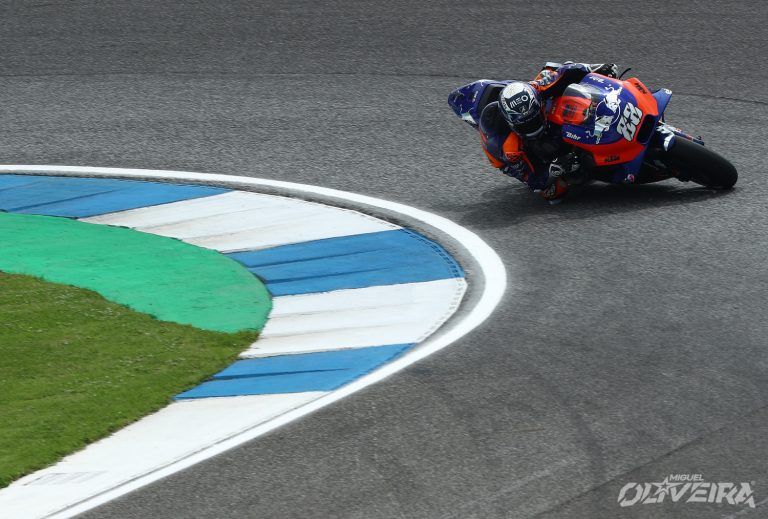 313940miguel-oliveiratech3ktm-rc16motogp-chang-international-circuit-tha2019-10-04031