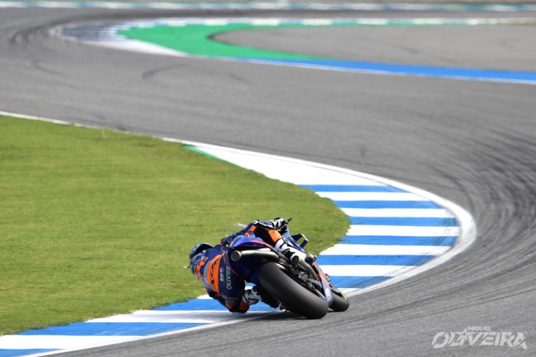 313946miguel-oliveiratech3ktm-rc16motogp-chang-international-circuit-tha2019-10-04037