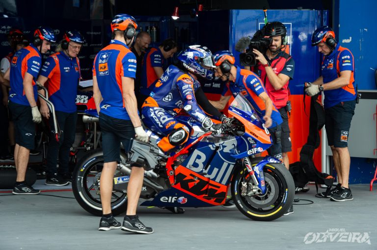 314149miguel-oliveiratech3ktm-rc16motogp-chang-international-circuit-tha2019-10-05145