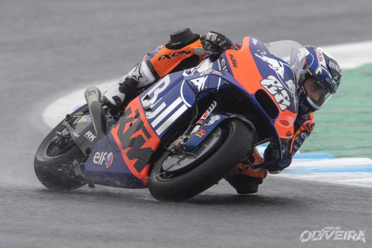 316129miguel-oliveira-tech3ktm-rc16motogp-twin-ring-motegi-jpn2019-10-18115