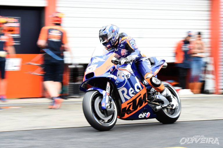 316351miguel-oliveiratech3-ktm-rc16motogp-twin-ring-motegi-jpn2019-10-192021