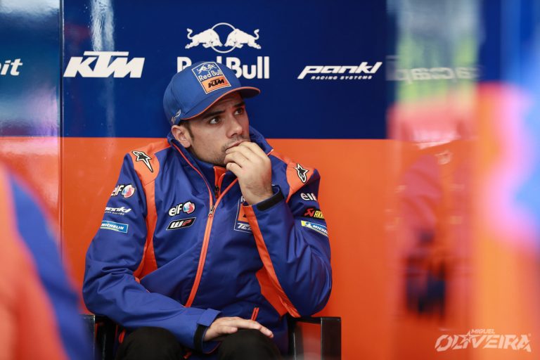 317840miguel-oliveiratech3-rc16motogp-phillip-island-aus2019-10-27180