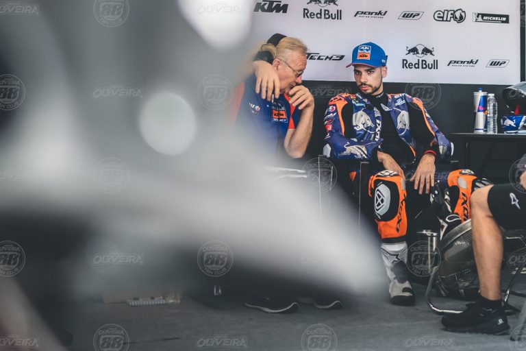 332689miguel-oliveiraktmtech3motogprc16sepang-international-circuit-mys2020-3