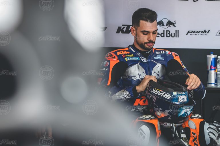 332690miguel-oliveiraktmtech3motogprc16sepang-international-circuit-mys2020-4