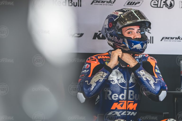 332691miguel-oliveiraktmtech3motogprc16sepang-international-circuit-mys2020-5