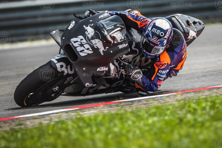 332766miguel-olivieraktmtech3motogprc16sepang-international-circuit-mys2020-5