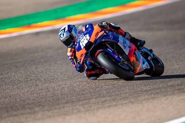 364702miguel-oliveiratech3ktm-rc16motogpmotorland-aragon-esp2020-10-24-4