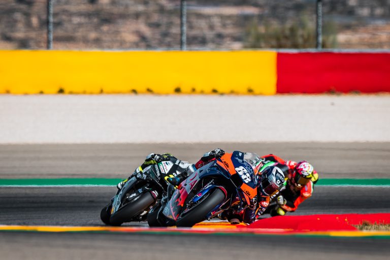 364920miguel-oliveiratech3ktm-rc16motogpmotorland-aragon-esp2020-10-25-14