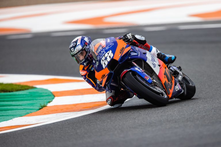 366834miguel-oliveiratech3ktm-rc16motogpcircuit-ricardo-tormo-esp2020-11-06-1