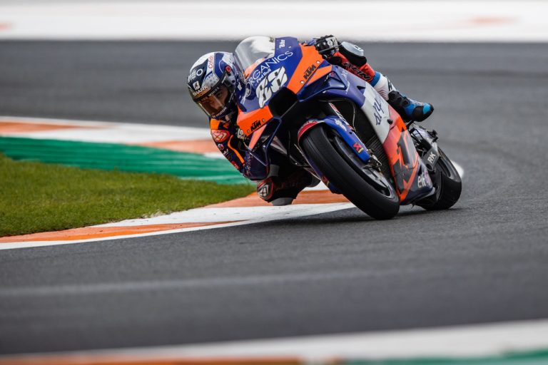 366837miguel-oliveiratech3ktm-rc16motogpcircuit-ricardo-tormo-esp2020-11-06-12