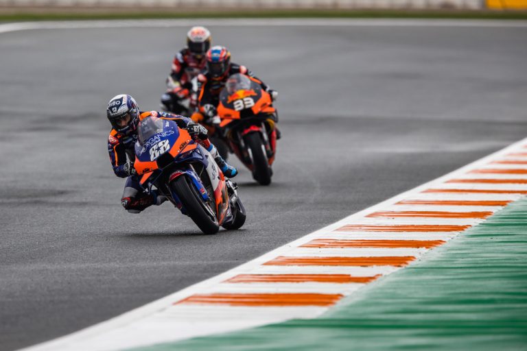 366842miguel-oliveiratech3ktm-rc16motogpcircuit-ricardo-tormo-esp2020-11-06-5