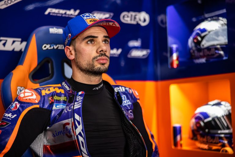 367054miguel-oliveiratech3ktm-rc16motogpcircuit-ricardo-tormo-esp2020-11-07-18