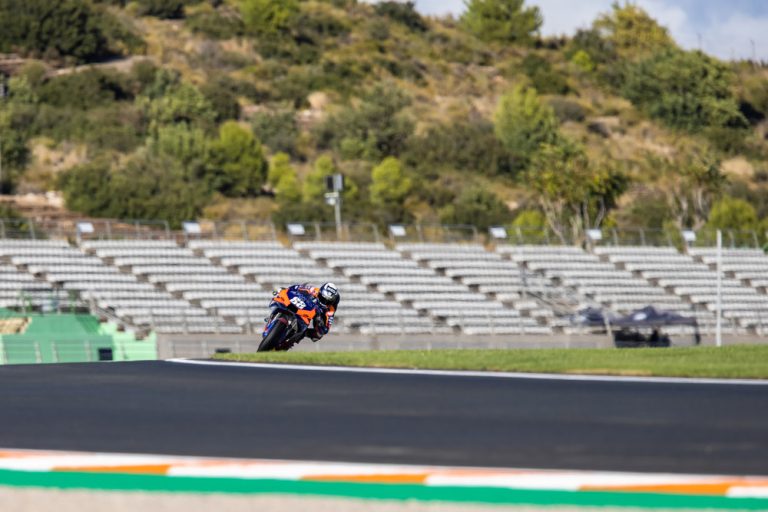 367057miguel-oliveiratech3ktm-rc16motogpcircuit-ricardo-tormo-esp2020-11-07-20