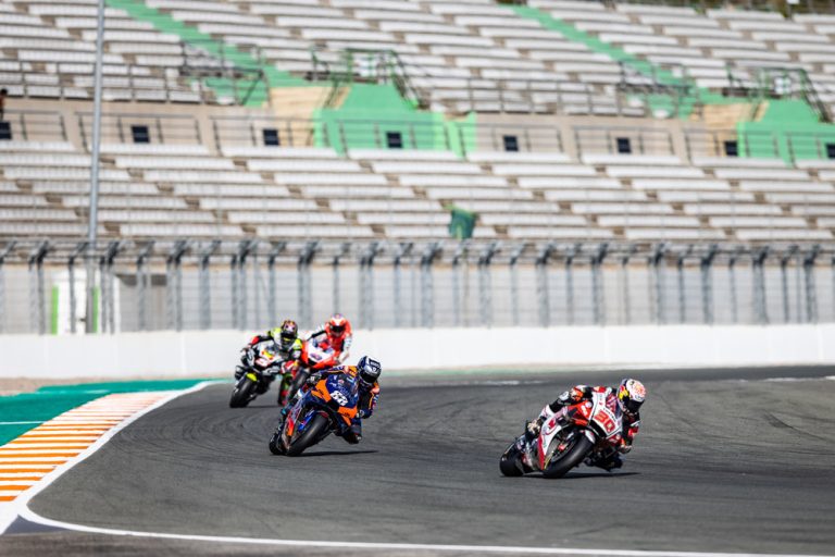 367305miguel-oliveiratech3ktm-rc16motogpcircuit-ricardo-tormo-esp2020-11-08-6