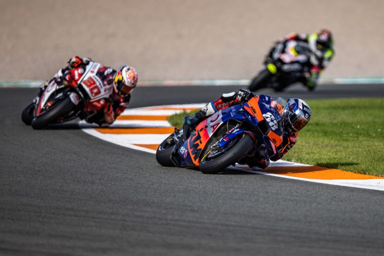 367306miguel-oliveiratech3ktm-rc16motogpcircuit-ricardo-tormo-esp2020-11-08-6-2