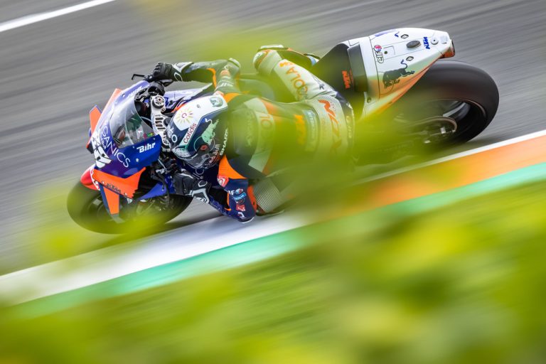 367986miguel-oliveiratech3ktm-rc16motogpcircuit-ricardo-tormo-esp2020-11-13-5