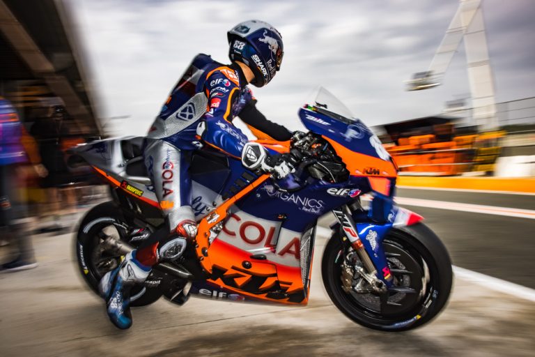 368118miguel-oliveiratech3ktm-rc16motogpcircuit-ricardo-tormo-esp2020-11-14-1