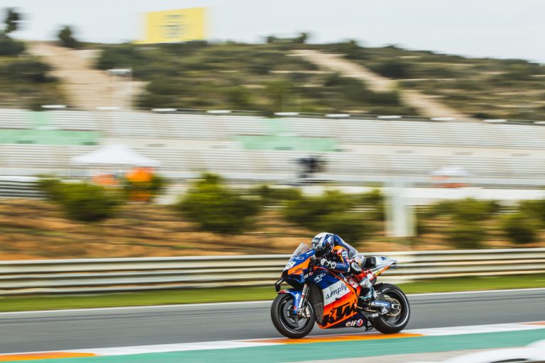 368120miguel-oliveiratech3ktm-rc16motogpcircuit-ricardo-tormo-esp2020-11-14-11