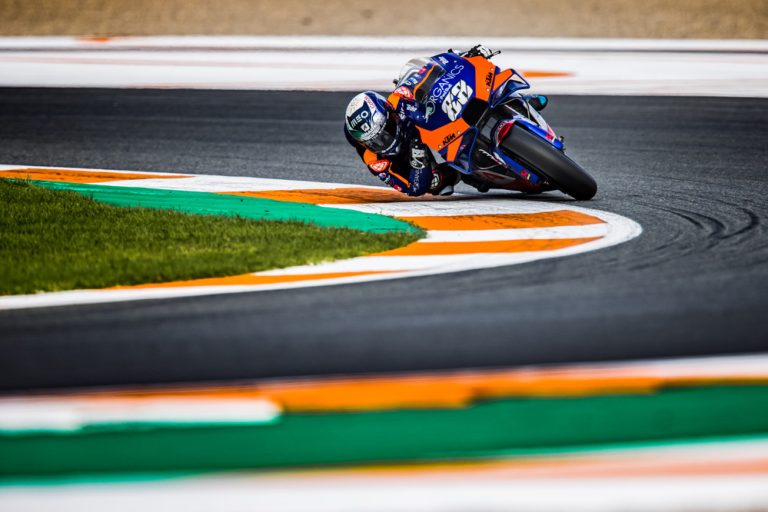 368121miguel-oliveiratech3ktm-rc16motogpcircuit-ricardo-tormo-esp2020-11-14-2