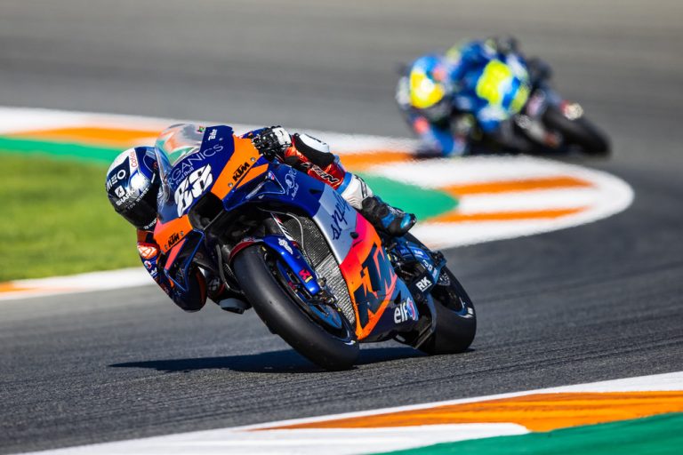 368268miguel-oliveiratech3ktm-rc16motogpcircuit-ricardo-tormo-esp2020-11-15-16