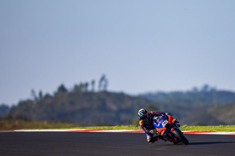 368670miguel-oliveiratech3ktm-rc16motogpalgarve-international-circuit-prt2020-11-21-3