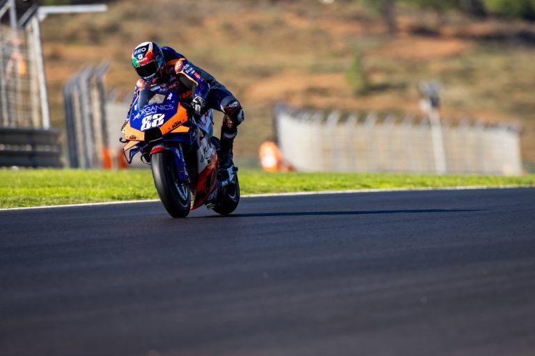 368801miguel-oliveiratech3ktm-rc16motogpalgarve-international-circuit-prt2020-11-22-11