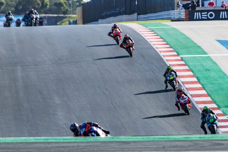 368817miguel-oliveiratech3ktm-rc16motogpalgarve-international-circuit-prt2020-11-22-26