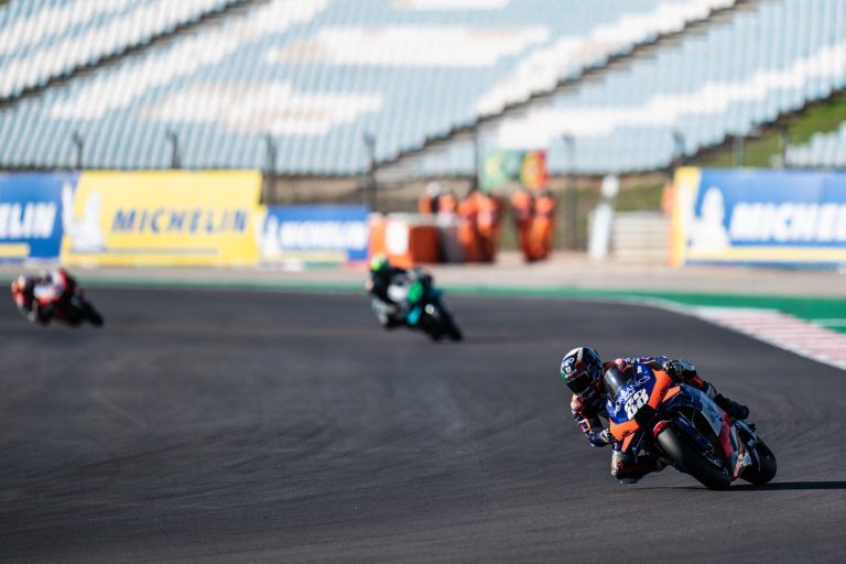 368818miguel-oliveiratech3ktm-rc16motogpalgarve-international-circuit-prt2020-11-22-27