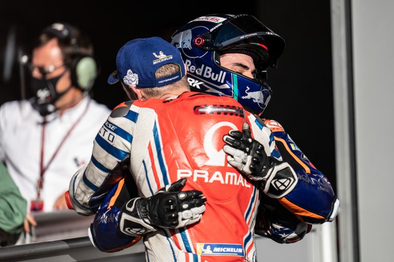 368822miguel-oliveiratech3ktm-rc16motogpalgarve-international-circuit-prt2020-11-22-30