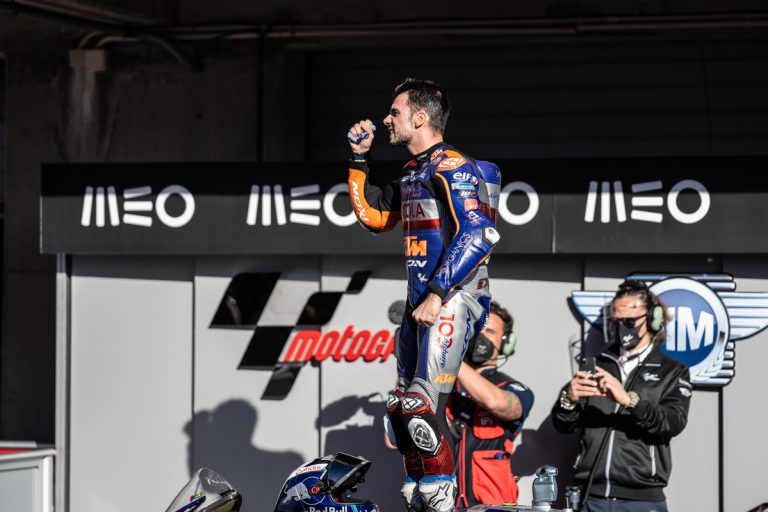 368823miguel-oliveiratech3ktm-rc16motogpalgarve-international-circuit-prt2020-11-22-31
