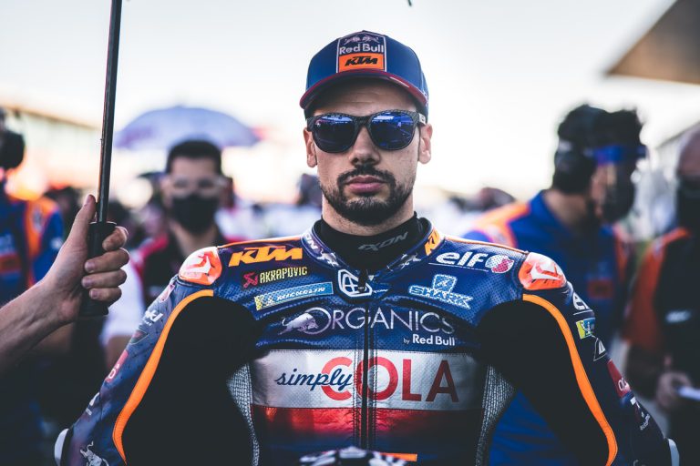 368833miguel-oliveiratech3ktm-rc16motogpalgarve-international-circuit-prt2020-11-22-6