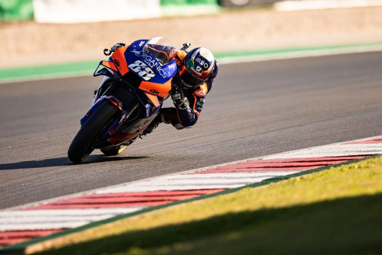 368834miguel-oliveiratech3ktm-rc16motogpalgarve-international-circuit-prt2020-11-22-7