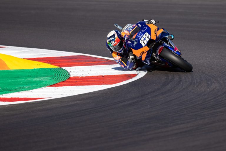 368836miguel-oliveiratech3ktm-rc16motogpalgarve-international-circuit-prt2020-11-22-9