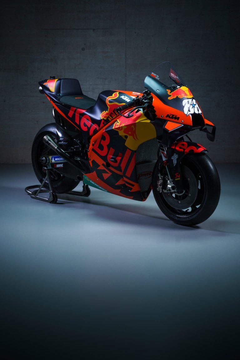 374109miguel-oliveira88rc16red-bull-ktm-factory-racingmotogpteam-presentation2021-10